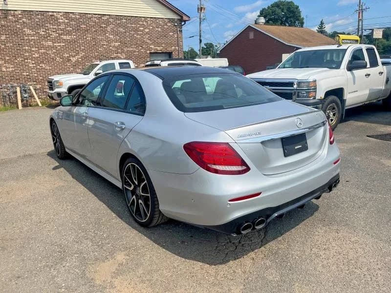 MERCEDES-BENZ E Amg 53 4matic — фото 2
